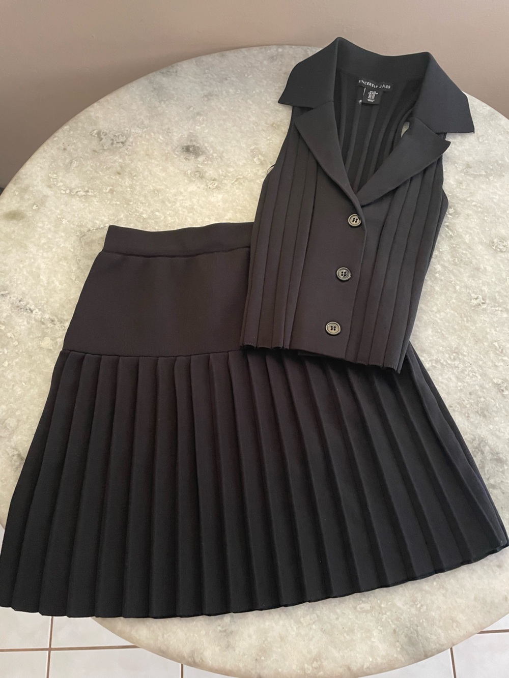 Sincerely Jules Skirt Set